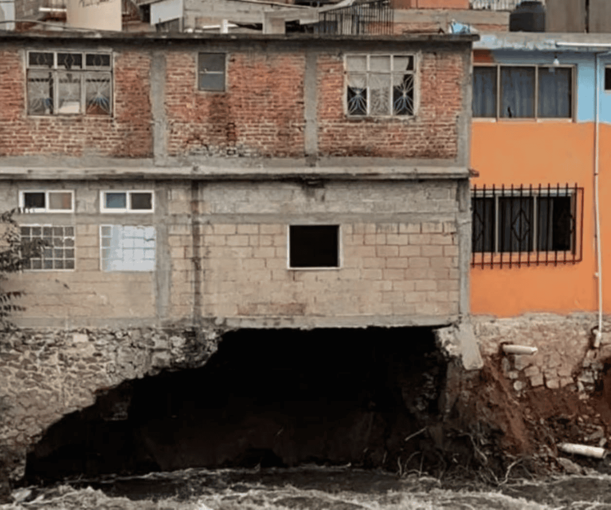 Riesgo en Tula es por falta de control en construcciones