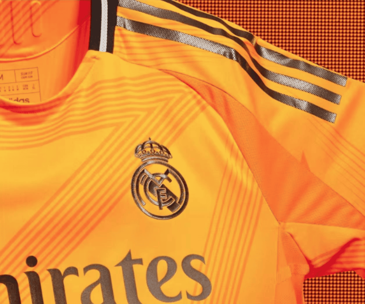 Camiseta Naranja del Real Madrid: Un Homenaje a la Historia Camiseta Naranja del Real Madrid: Un Homenaje a la Historia