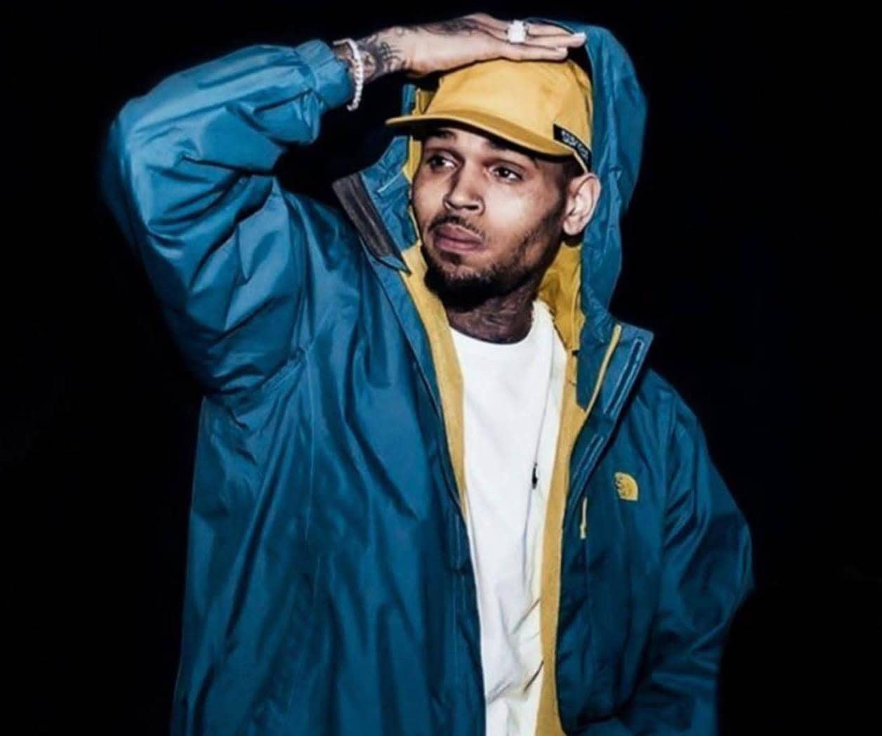 En problemas con fans