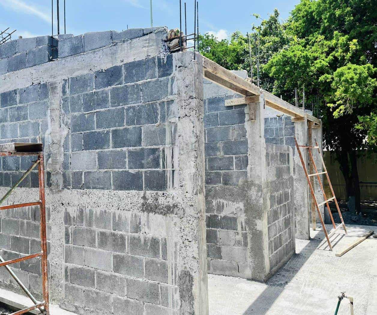 Proyectan construcción de sanitarios escolares