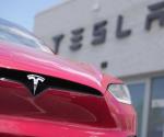 Caen ganancias de Tesla por desplome de ventas