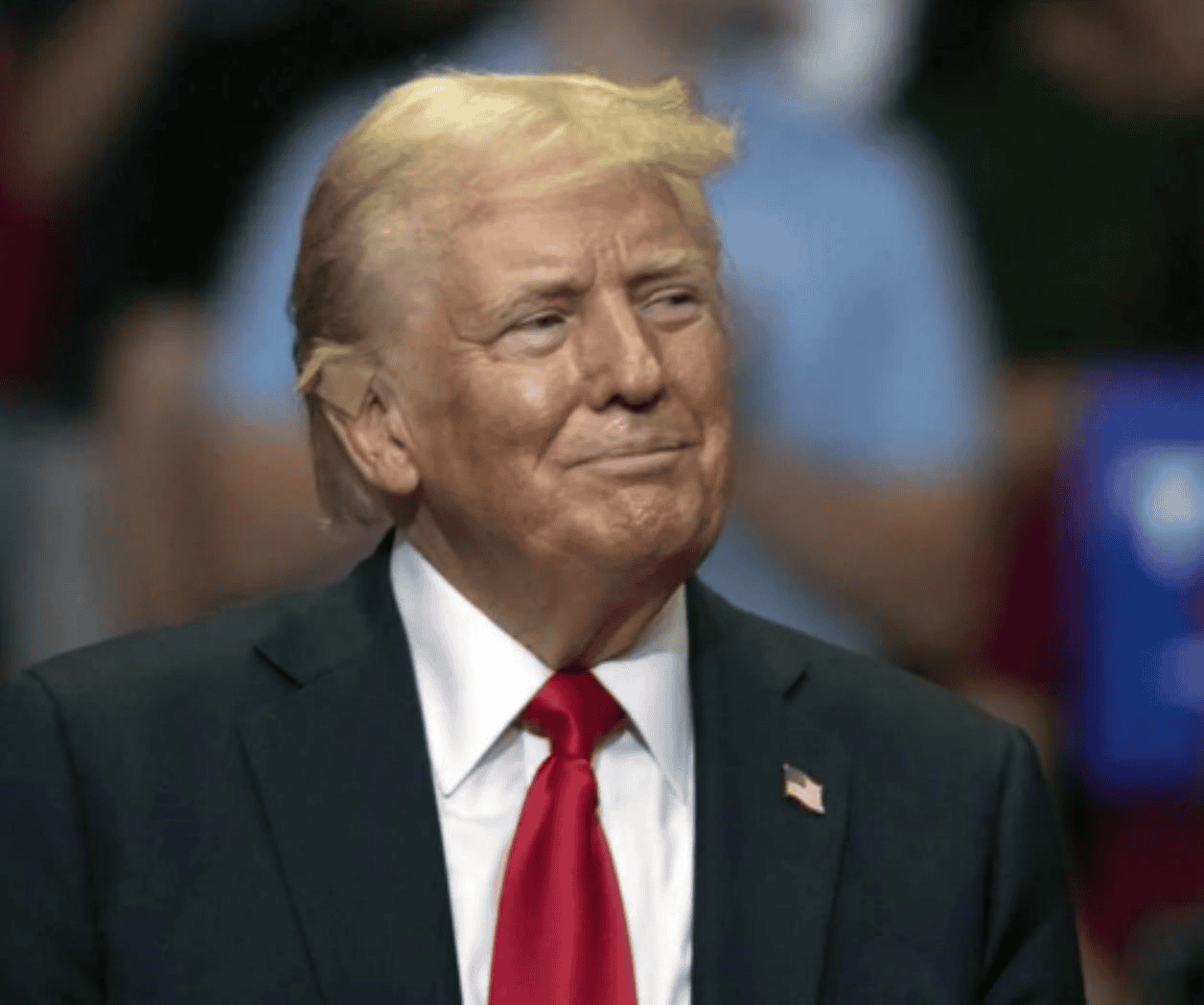 Trump se lanza contra Kamala Harris, la llama perversa y tonta