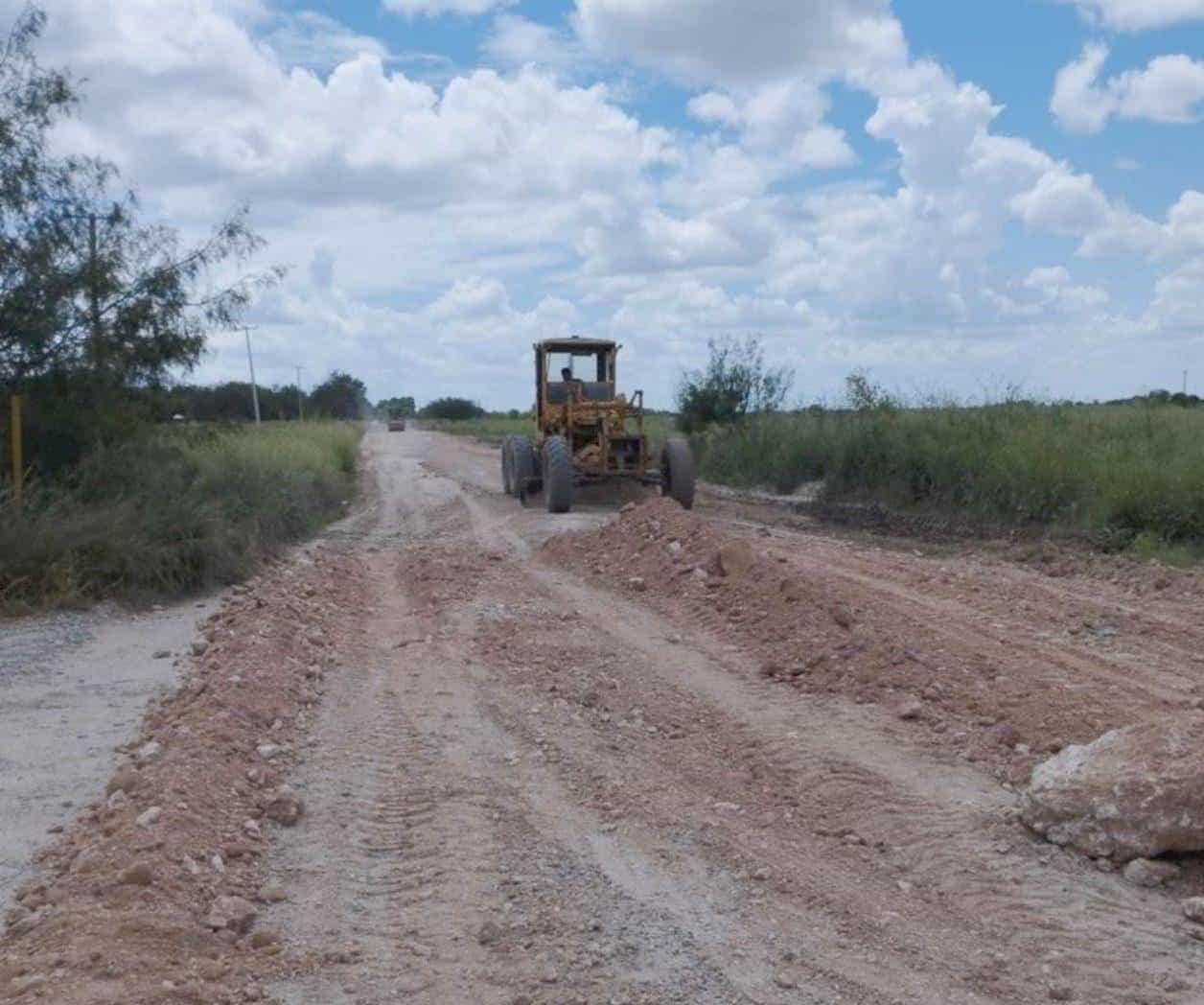 Tras años de daños, petrolera rehabilita brecha dañada en ejido Buena Vista