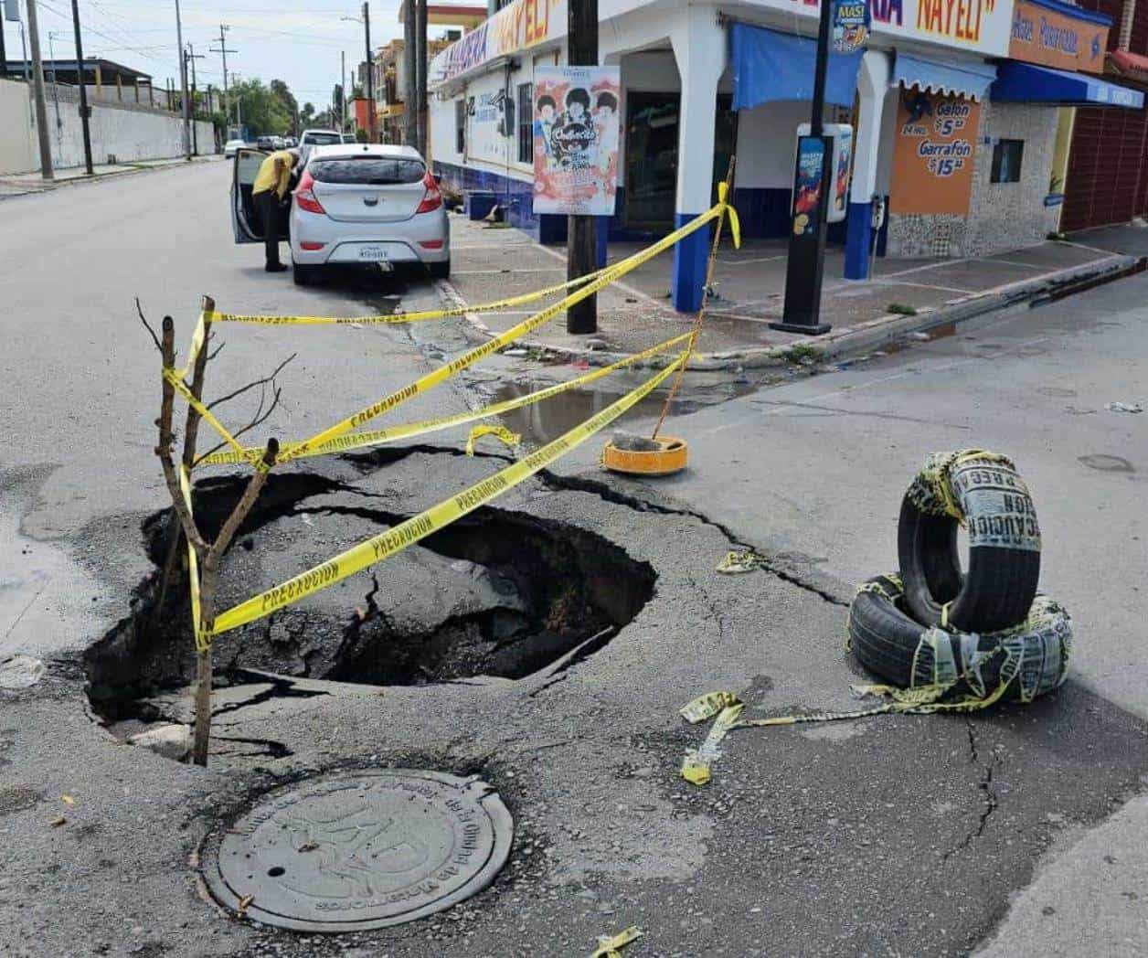 Por lluvias de los últimos días ‘nace’ socavón