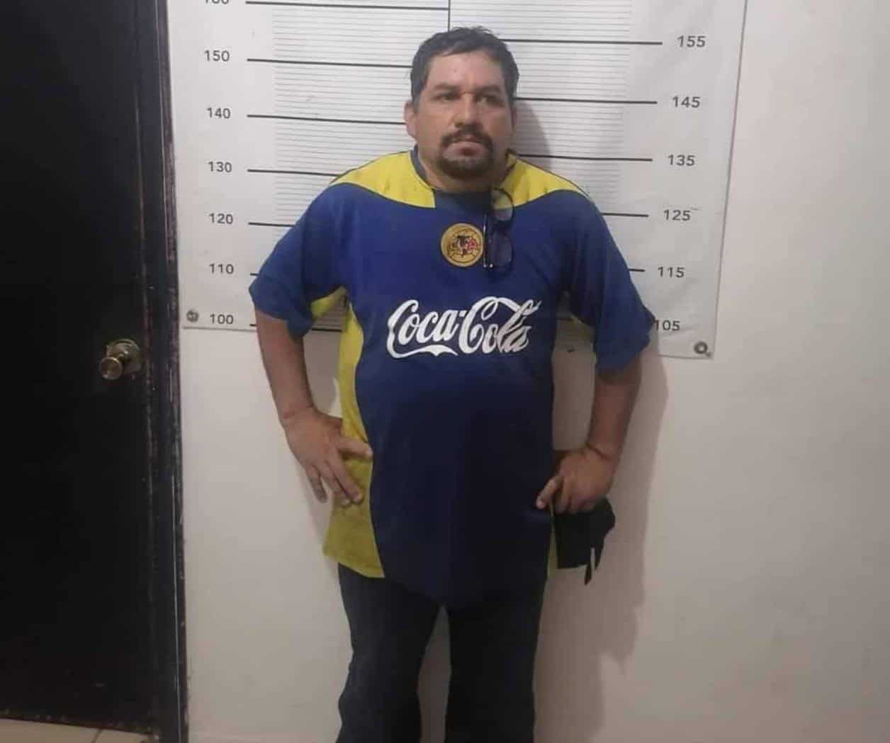 Arrestan a un ebrio violento