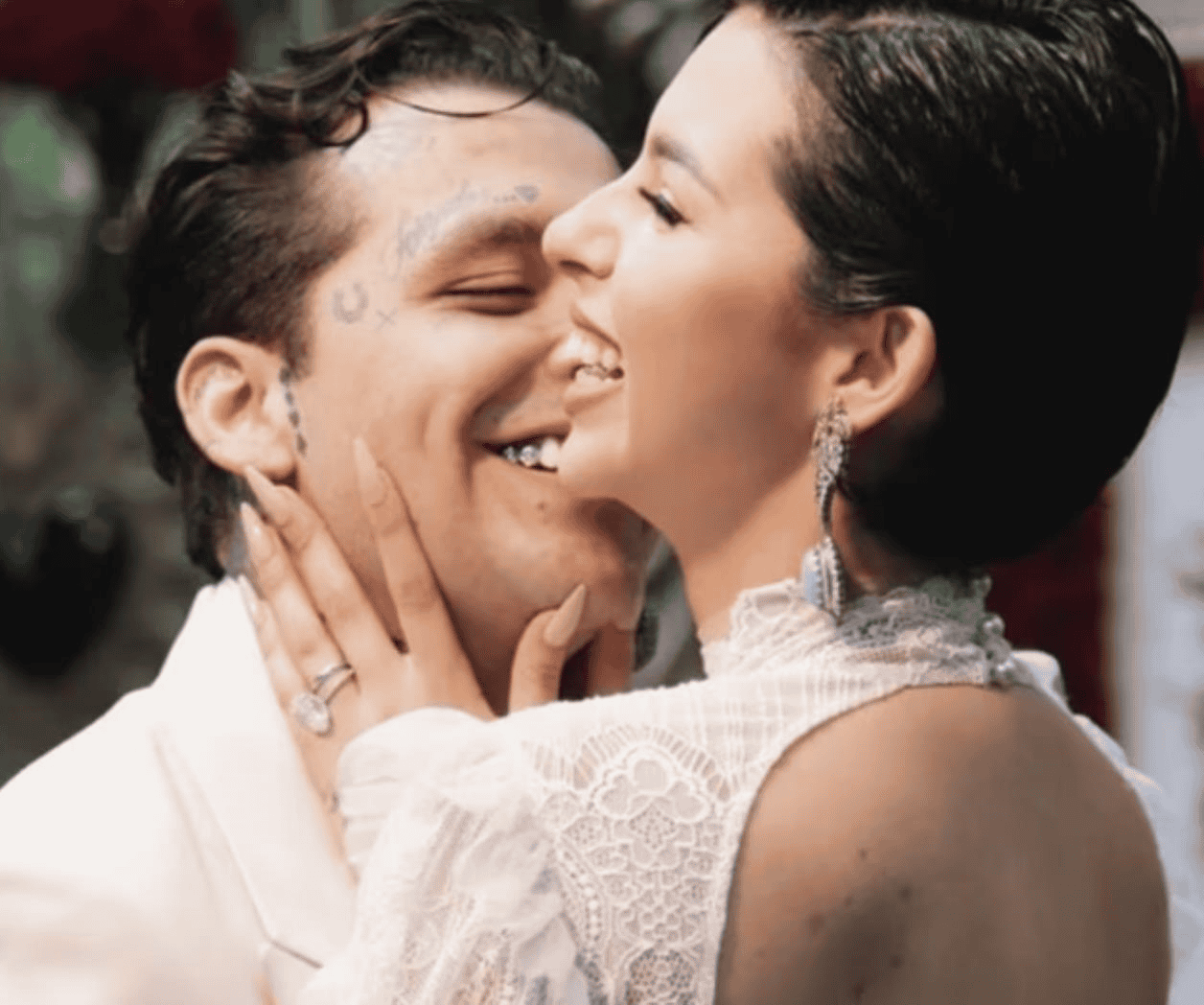 Revelan nuevo video de la boda de Christian Nodal y Ángela Aguilar Revelan nuevo video de la boda de Christian Nodal y Ángela Aguilar