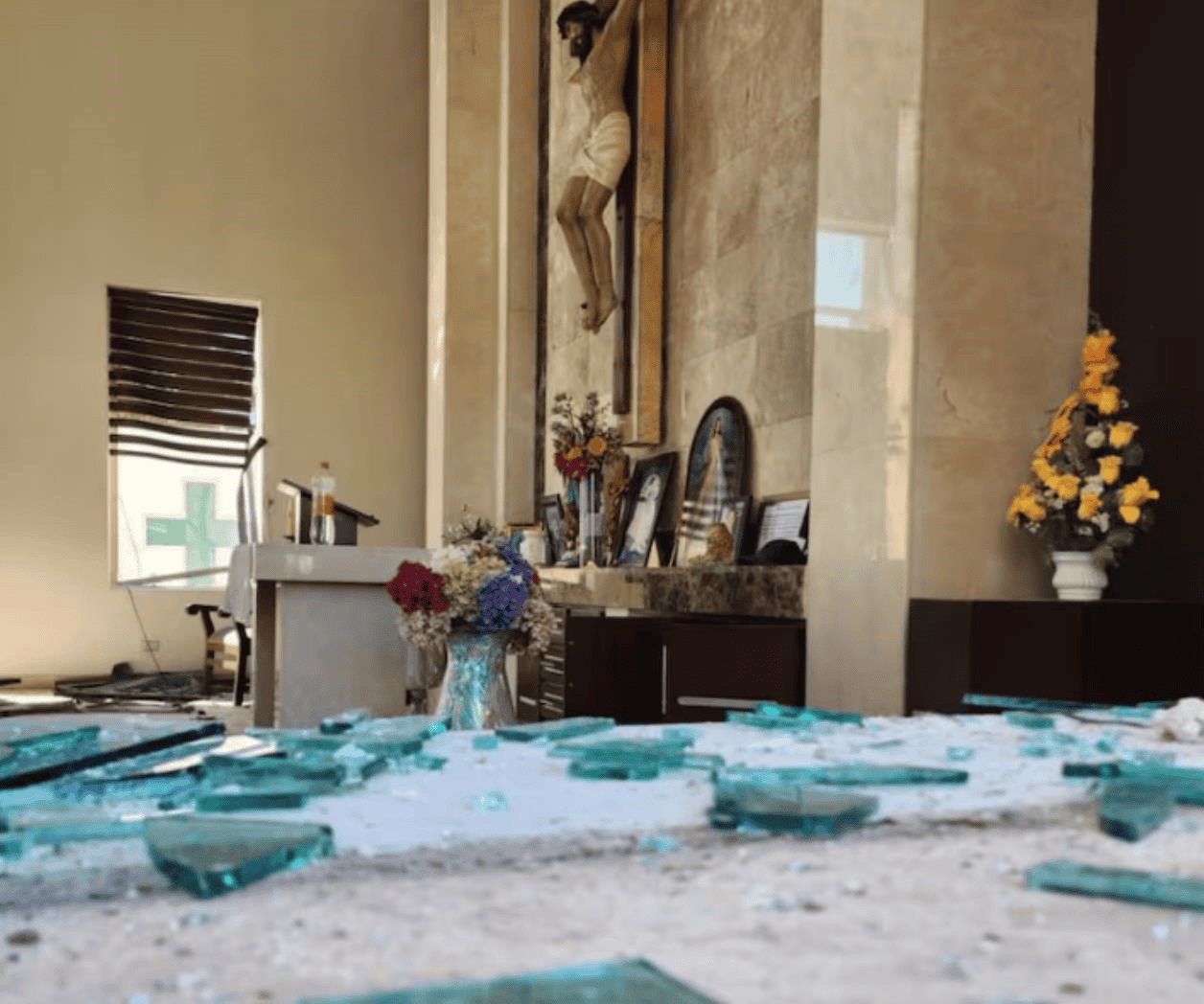 Profanan capilla familiar de Dámaso López alias El Licenciado