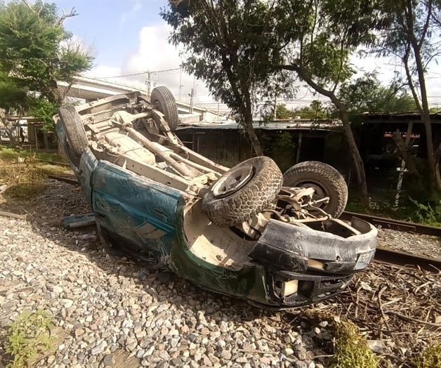 Adulto mayor intenta ganarle al tren en Río Bravo y es embestido