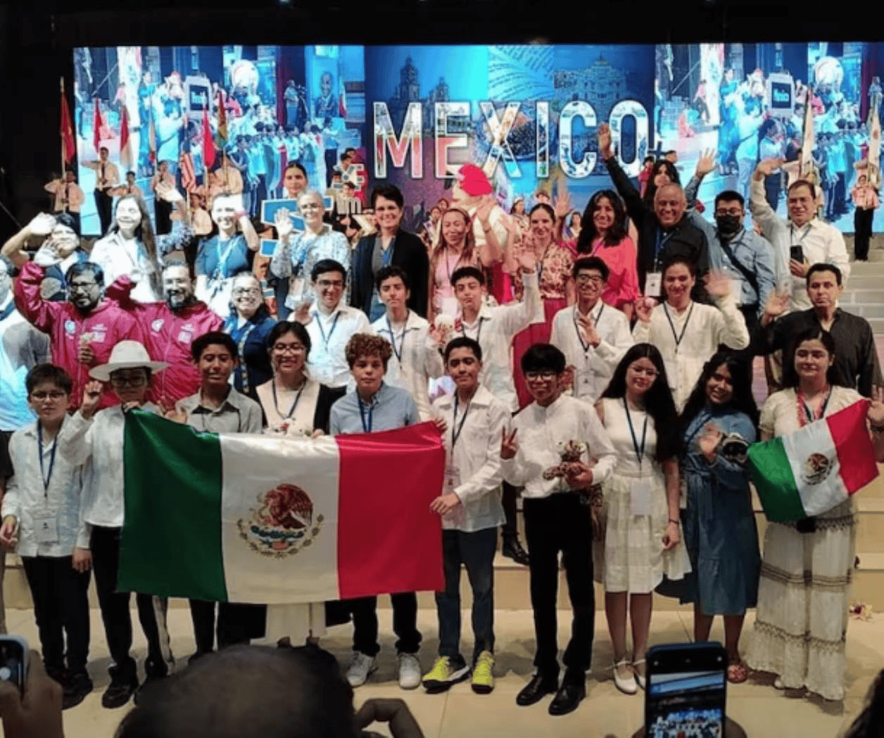 Destacada Participación de México en Eventos Matemáticos Internacionales