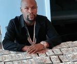Mayweather gana más de 530 mil pesos por apostar en contra Pitbull