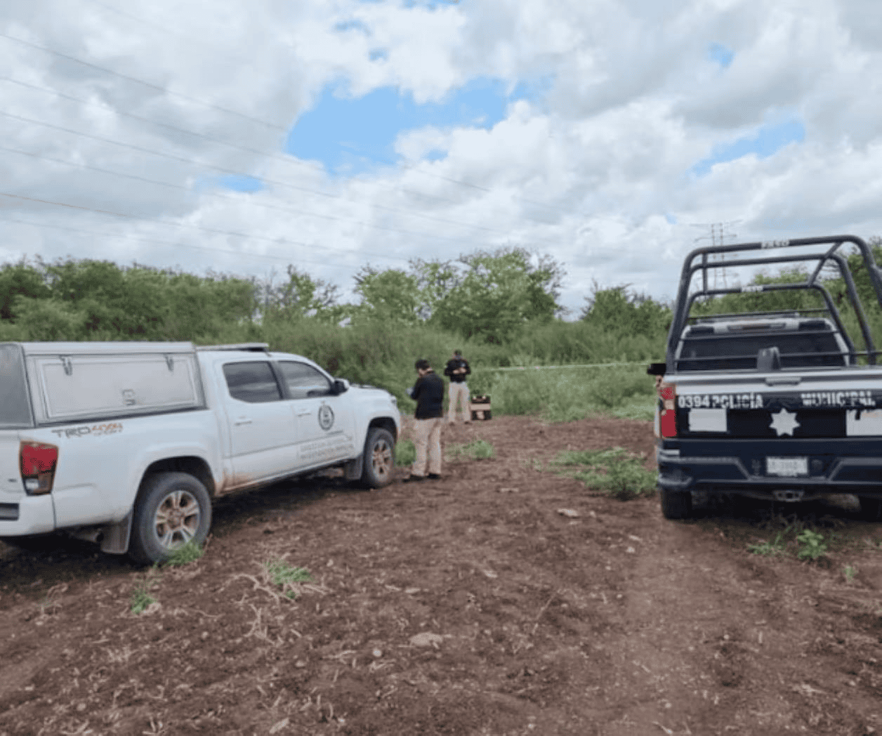 Localizan restos de 2 personas sepultadas en zanja en Sinaloa