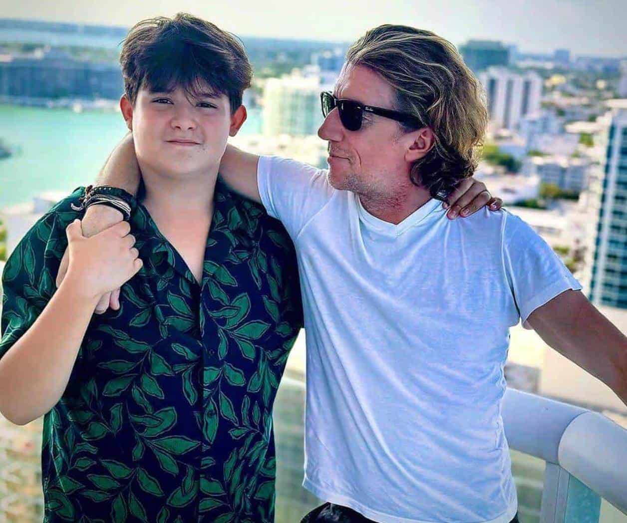 Asegura que su hijo tiene ‘tendencias suicidas’