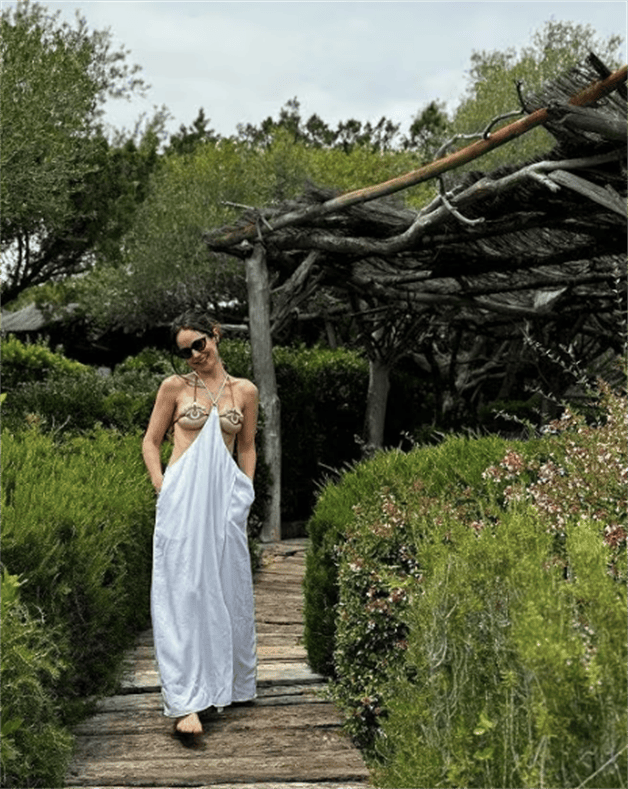 Descubre el estilo de Camila Sodi en su última publicación de playa