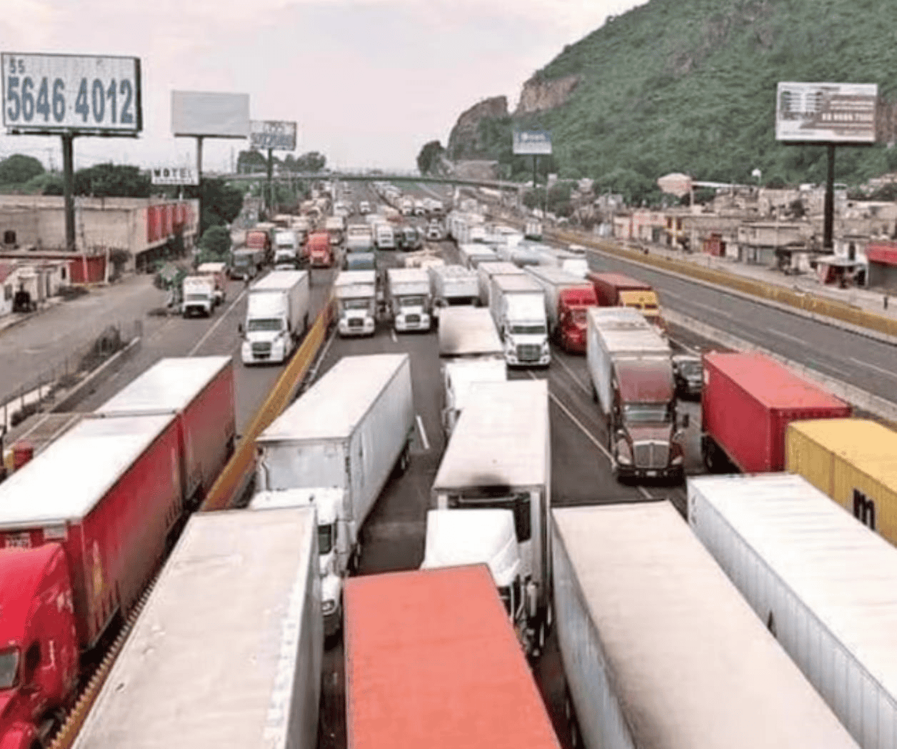 Levantan bloqueo en Autopista Puebla-México y Arco Norte