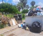 Convierten Plaza Trevi&ntilde;o Zapata en un enorme basurero