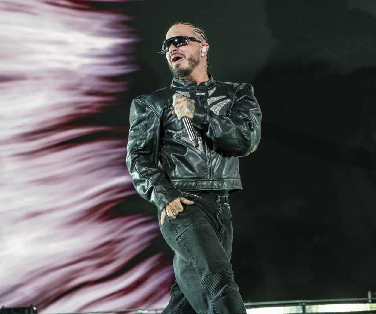 J Balvin estrena ´Rayo´