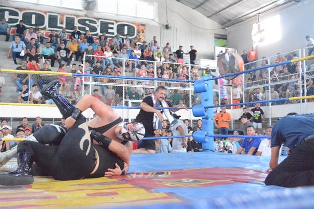 ¡Otra máscara a la colección!