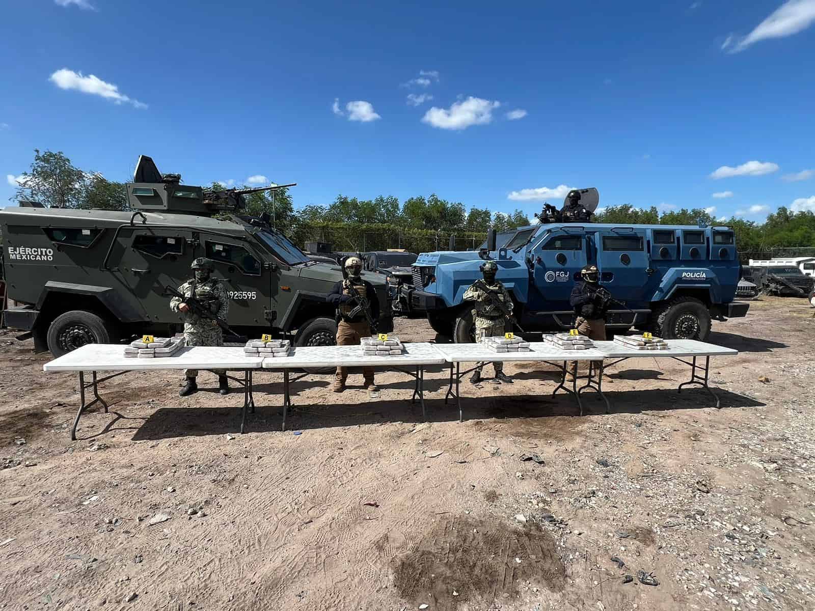 En operativo conjunto aseguran 84 paquetes de cocaína en Camargo