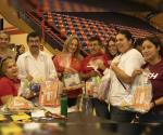 Apoya la UAT con útiles al sector rural