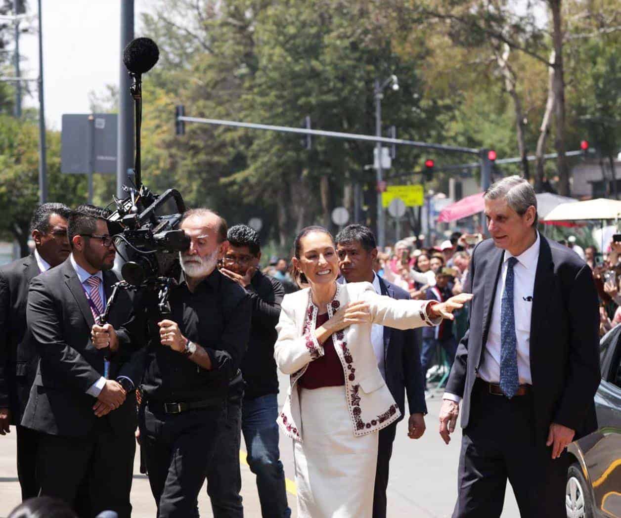 Claudia Sheinbaum recibe constancia como Presidenta electa