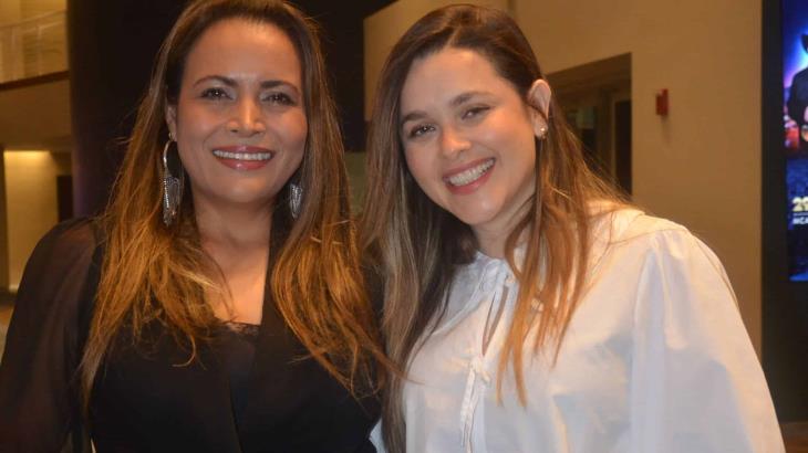 Citlalli Riela y Diana Hernández.