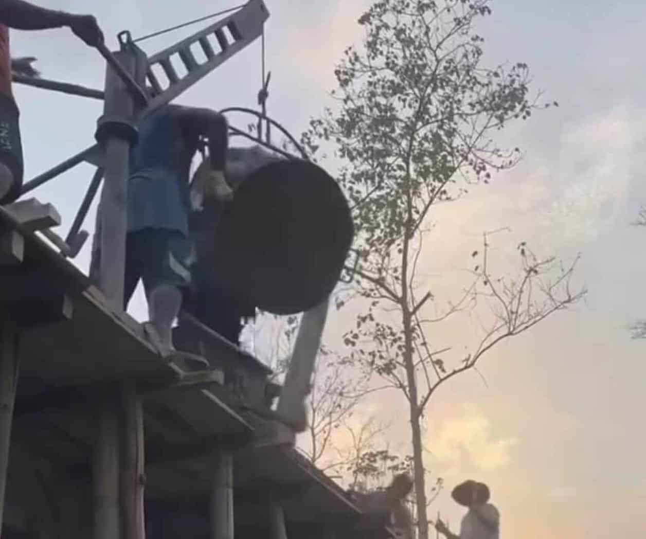 Albañiles en Valle Hermoso madrugan para trabajar y evadir calor