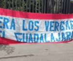 Protesta de aficionados de Chivas en Verde Valle