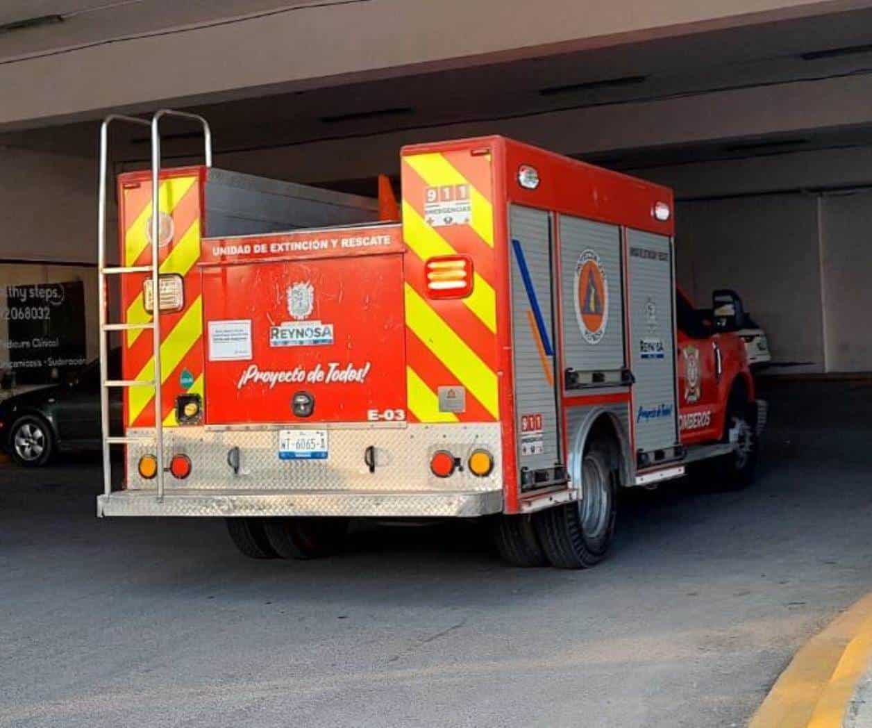 Capacitan a bomberos