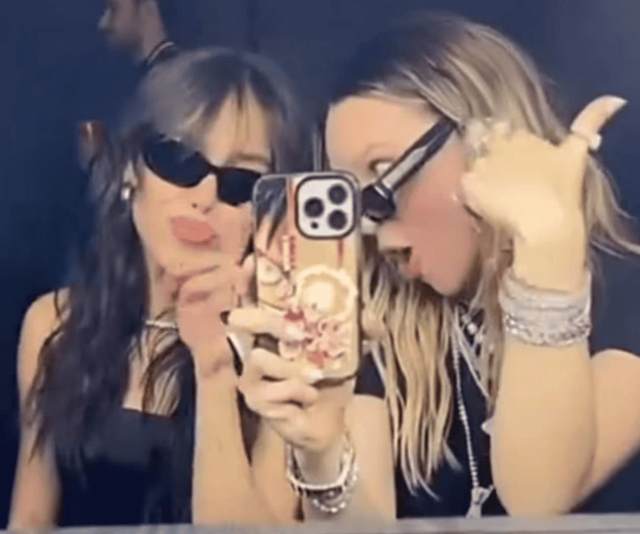 Belinda presume momento con Danna Paola y foto con Peso Pluma