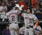 Alex Bregman y Yainer Díaz  guían el triunfo de los Astros