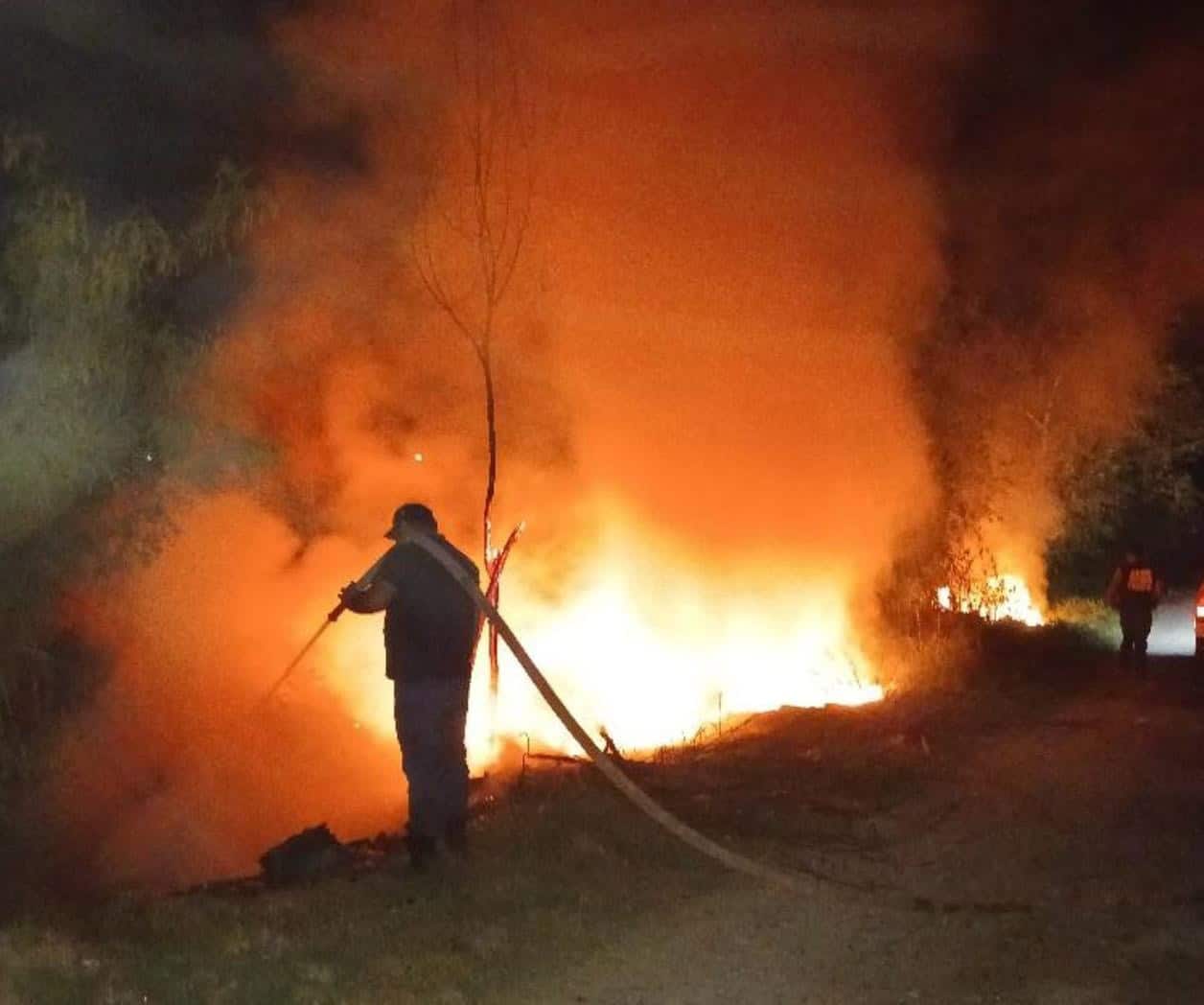 Pirómanos sin descanso