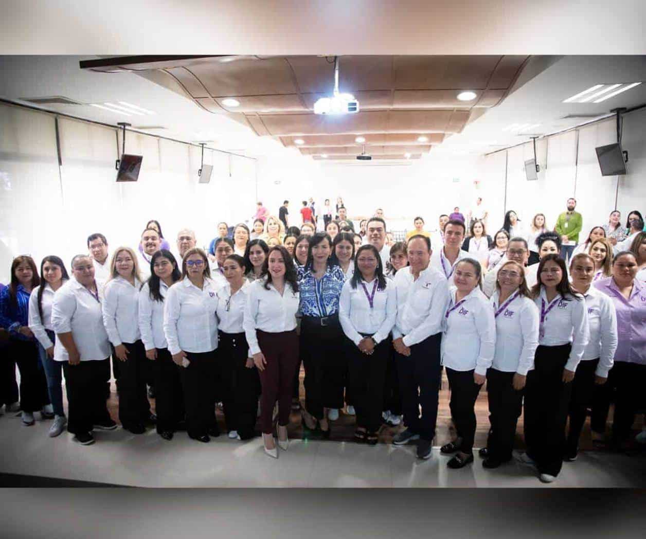 Prepara el DIF la entrega de becas en Tamaulipas Prepara el DIF la entrega de becas en Tamaulipas