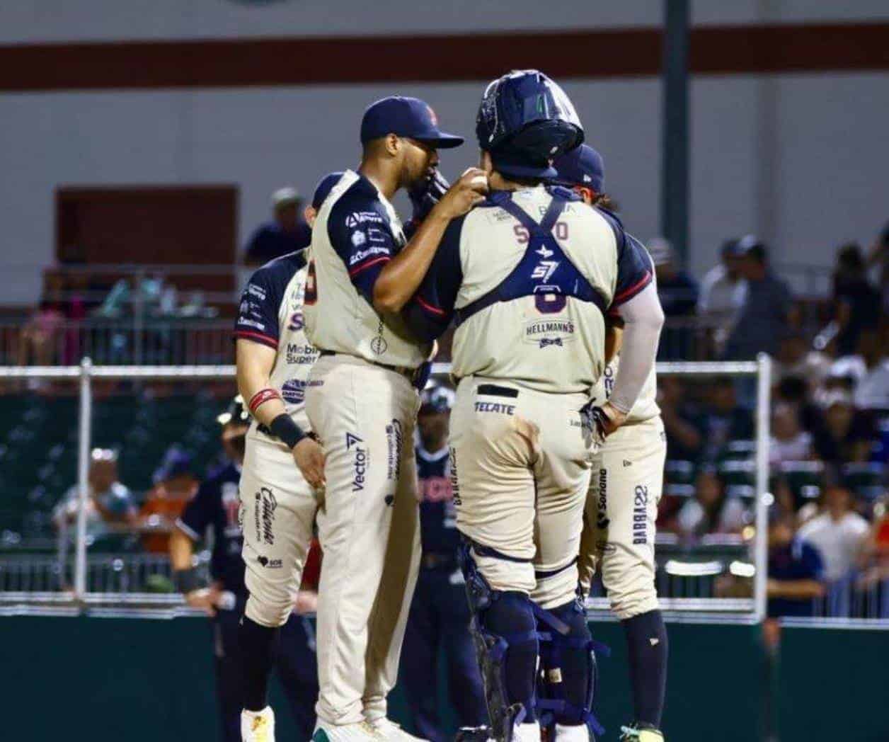 Sultanes de Monterrey caen 6-1 ante Tecolotes de los Dos Laredos