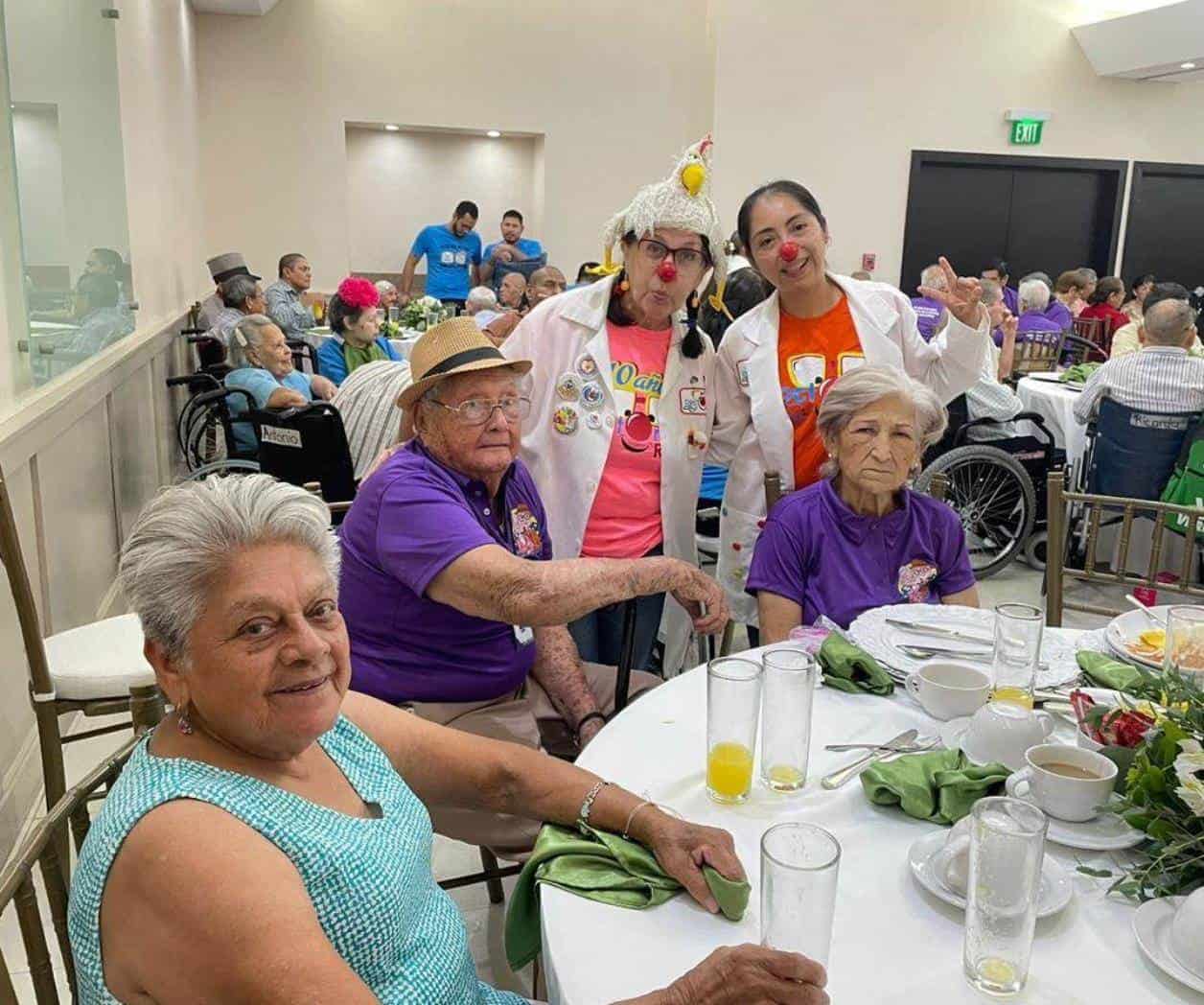 Festejan a los abuelos en Reynosa