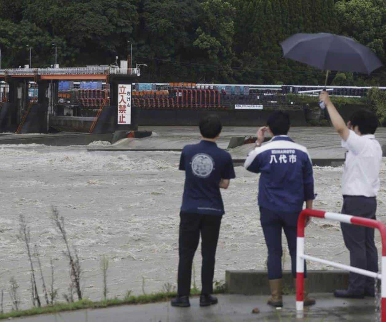 Inundaciones y deslizamientos en Japón