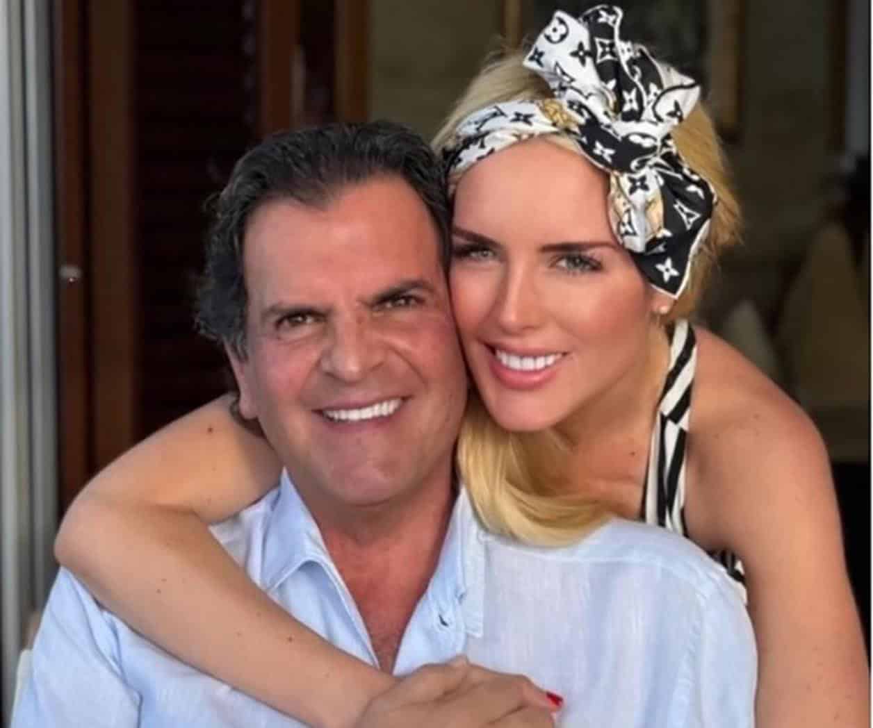 ¡Son novios! ¡Son novios!