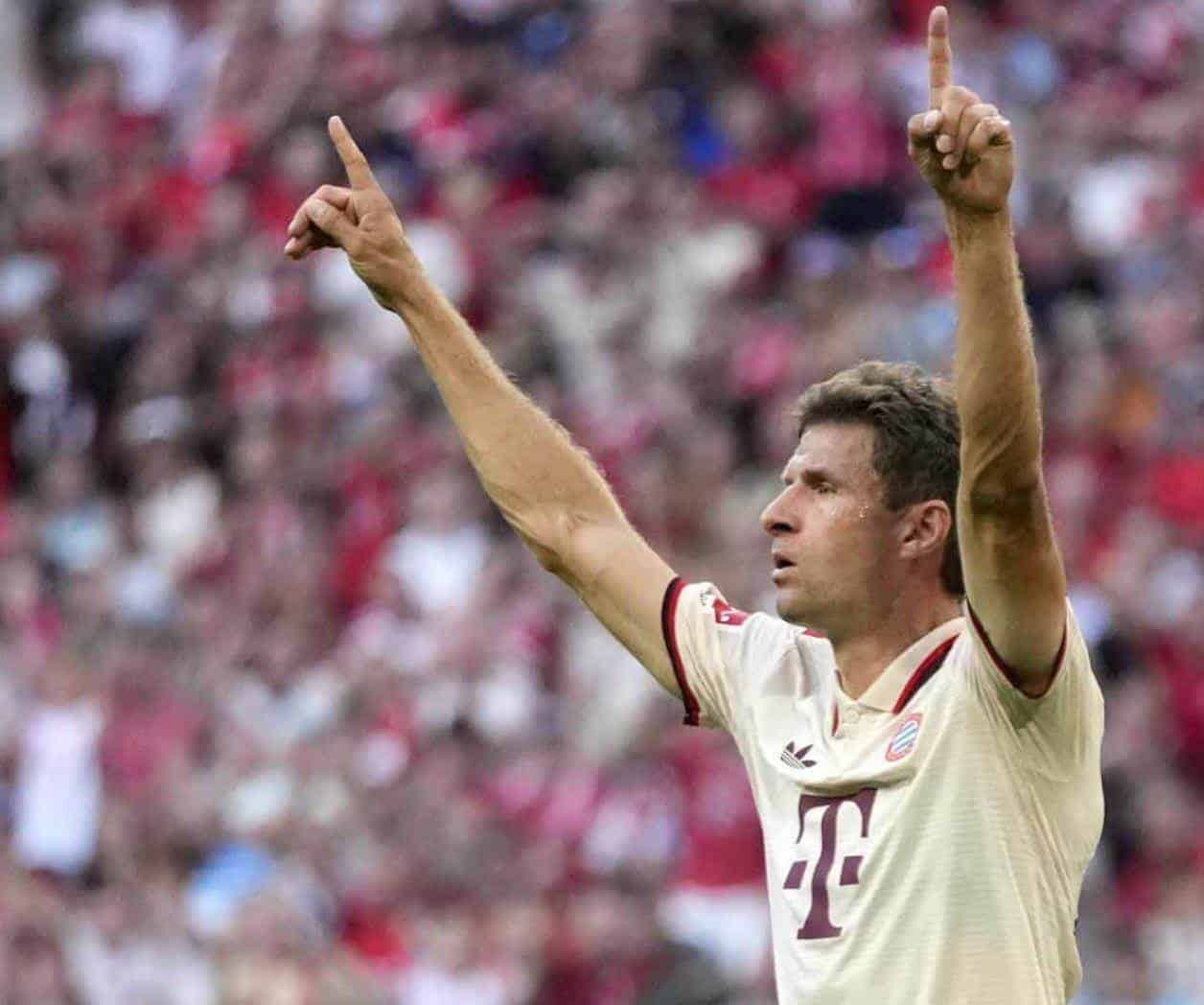 Müller celebra con gol su partido 710