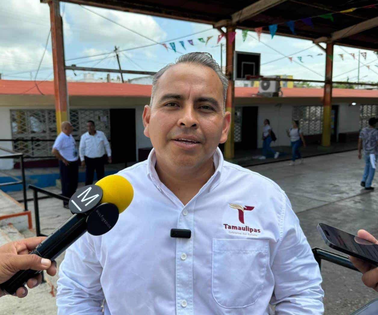 Invitan a vigilar contenido de teléfonos de sus hijos