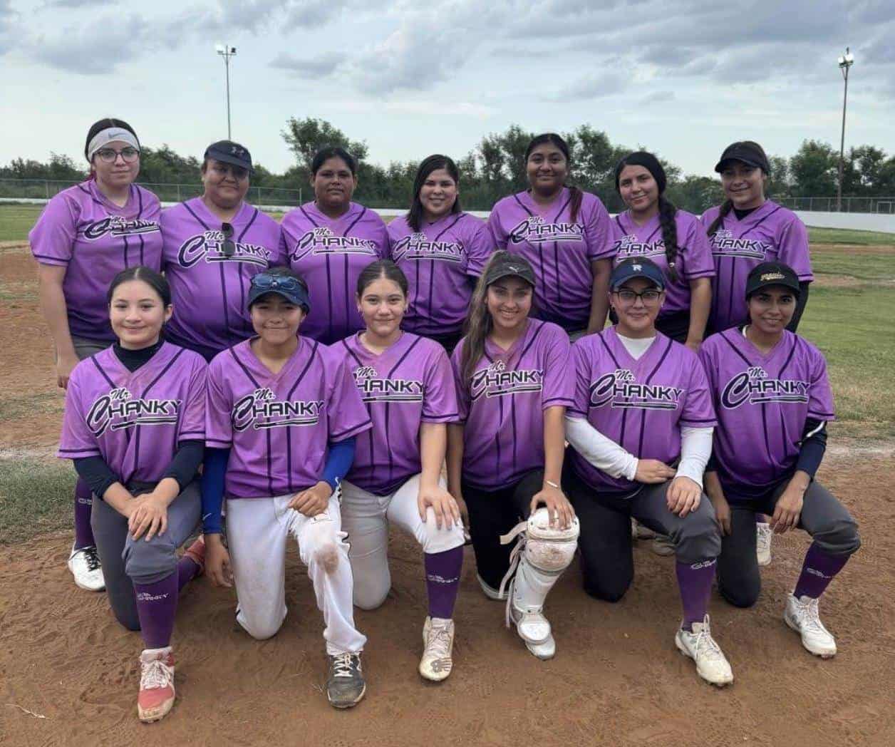 Peloteras de Mr. Chanky tienen jornada positiva Peloteras de Mr. Chanky tienen jornada positiva