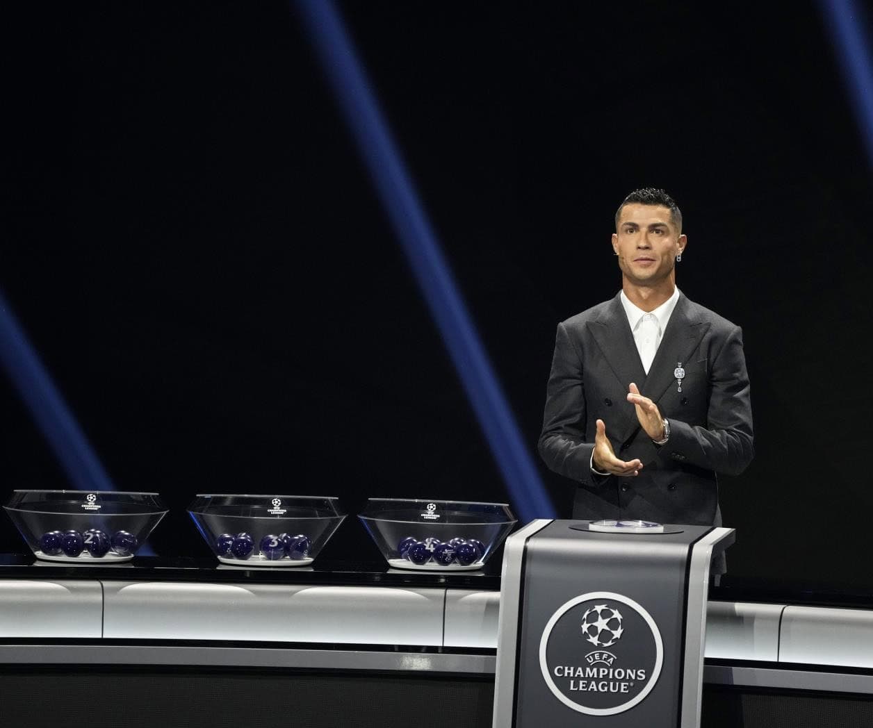 Prolonga CR7 su carrera con Portugal Prolonga CR7 su carrera con Portugal