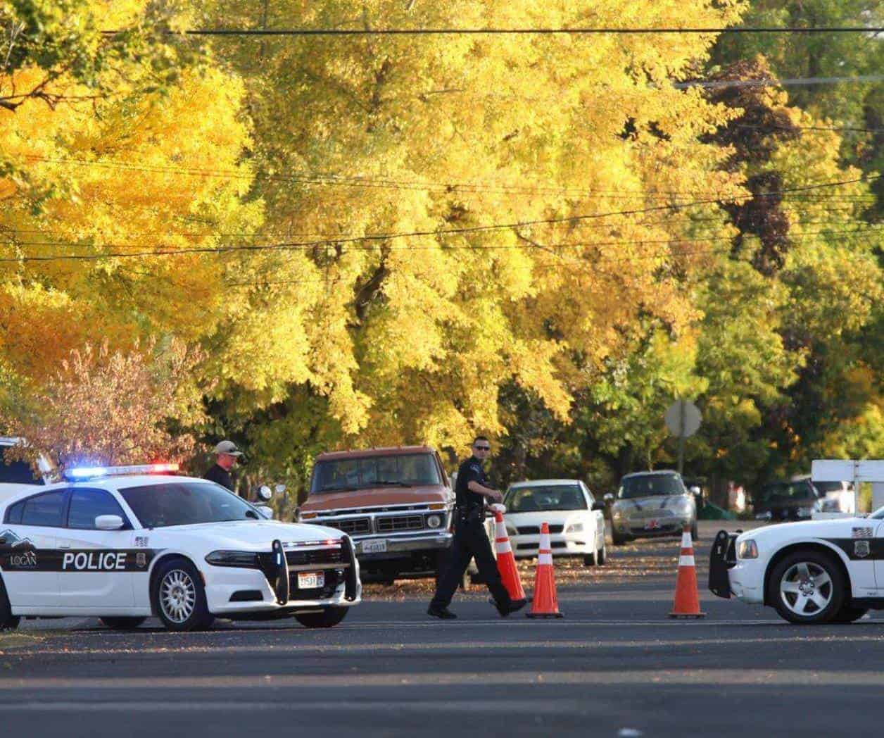 Hallan asesinados a mujer y sus tres hijos en un carro