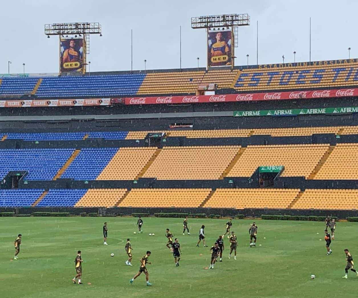 Tigres no para, entrenan pese a lluvia