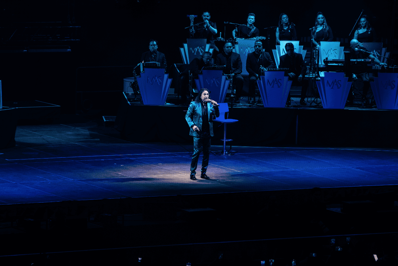 Marco Antonio Solís abarrota la Payne Arena