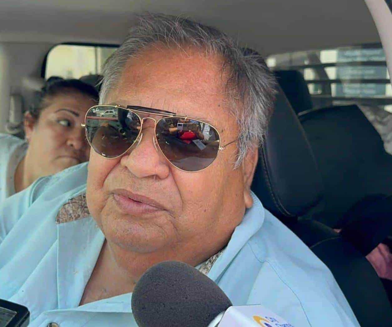 Denuncian transportistas costosas extorsiones de agentes Denuncian transportistas costosas extorsiones de agentes