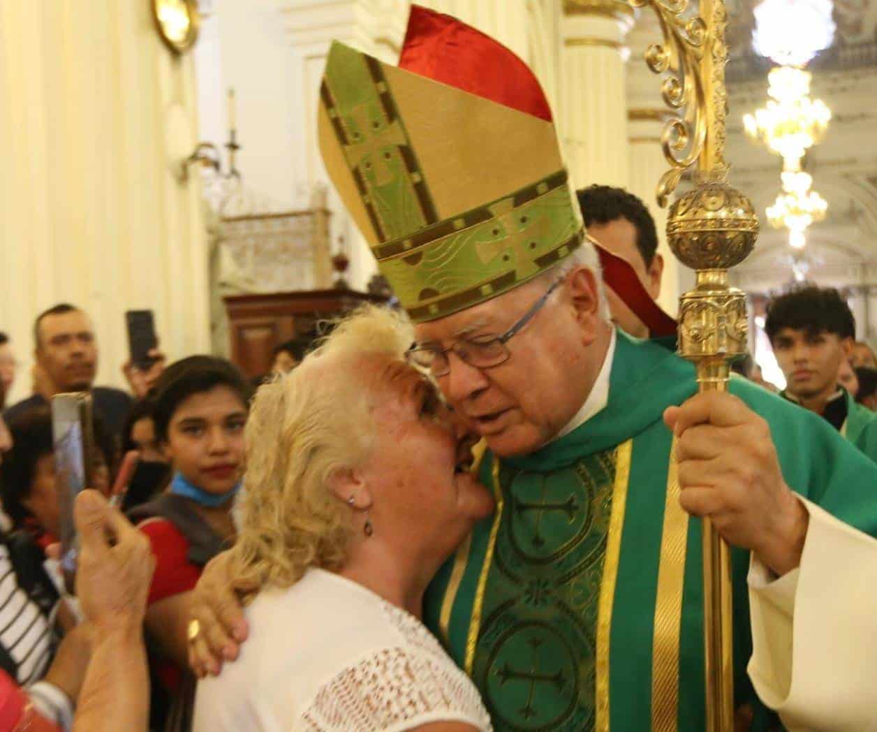 Si senadores aprueban reforma, serían traidores.- Cardenal