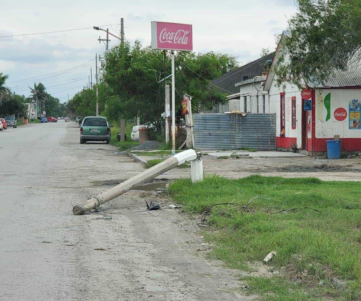 Choque tumba el servicio eléctrico