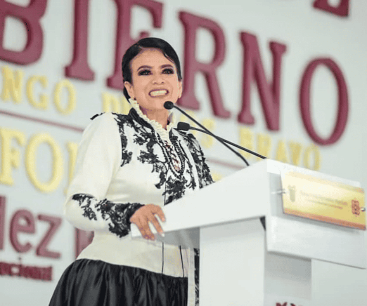 Morena expulsa a alcaldesa de Chilpancingo Morena expulsa a alcaldesa de Chilpancingo