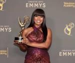 Angela Bassett : Gana su primer Emmy