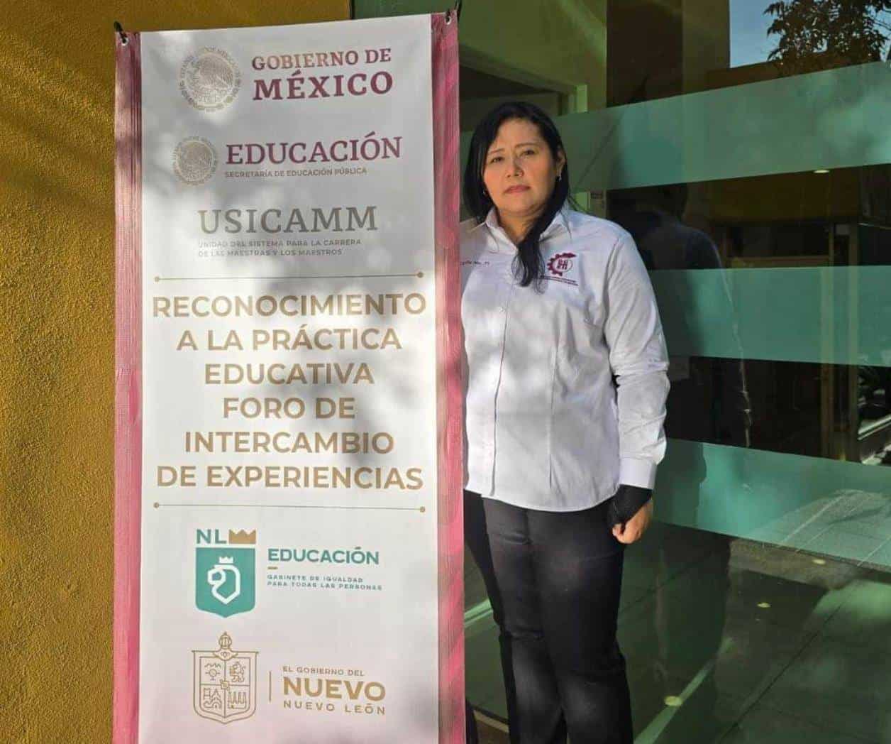 Acude docente a foro de innovación Acude docente a foro de innovación