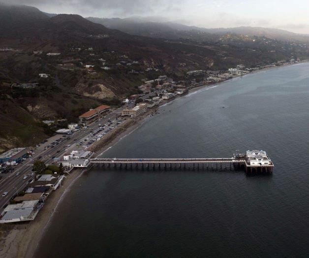 Sacude muelle y desata ca&iacute;da de rocas: Estremece sismo en Los &Aacute;ngeles